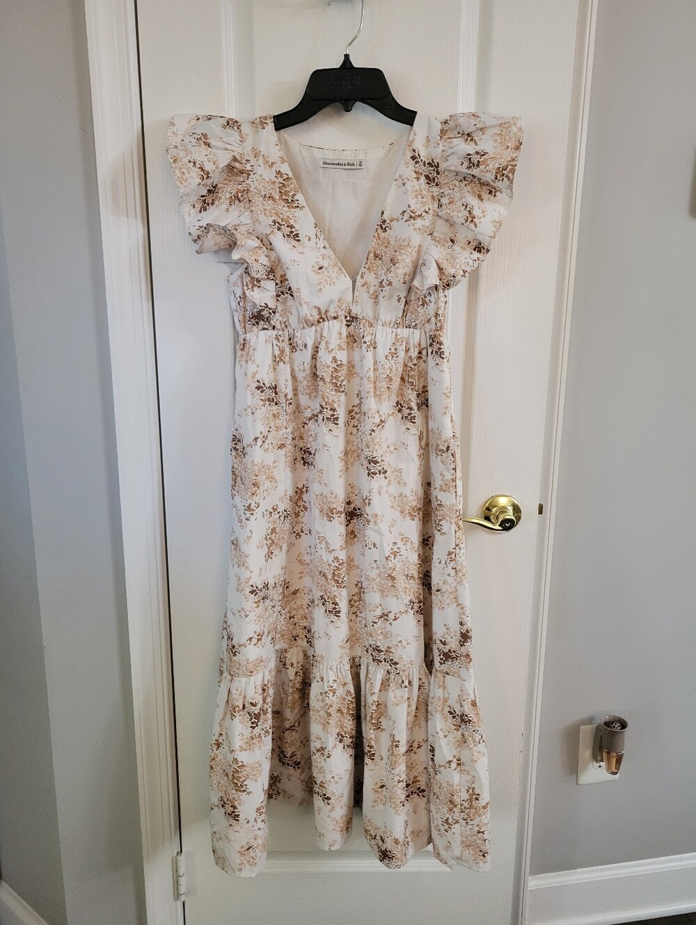 Abercrombie & Fitch Flutter Sleeve Tiered Midi Dress Floral Cream White Small SP